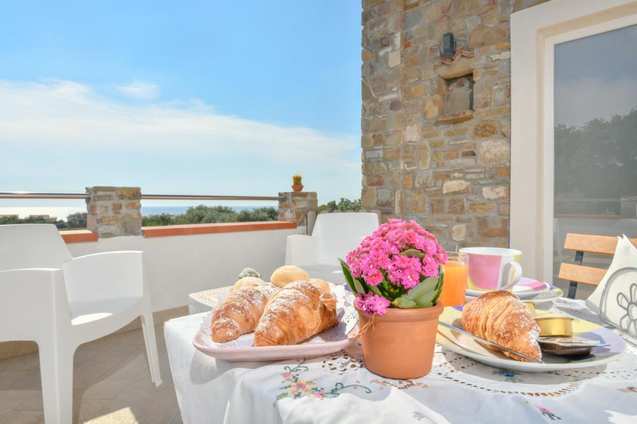 B&B Il Sogno Санта-Мария-ди-Кастеллабате Экстерьер фото