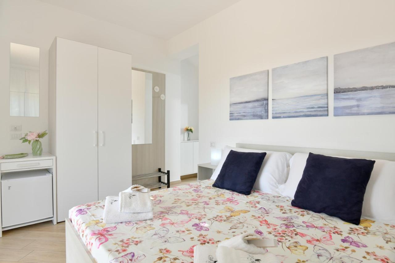 B&B Il Sogno Санта-Мария-ди-Кастеллабате Экстерьер фото