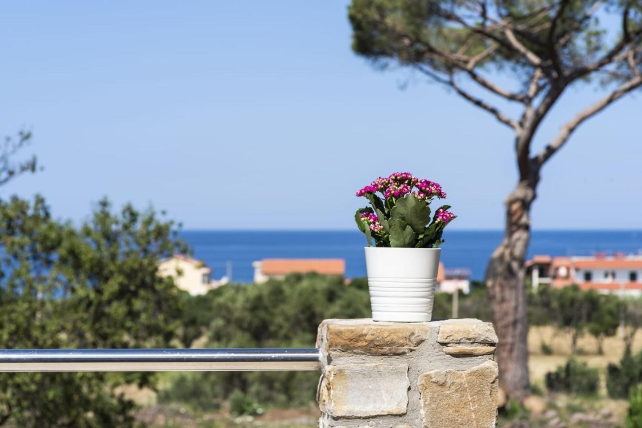 B&B Il Sogno Санта-Мария-ди-Кастеллабате Экстерьер фото