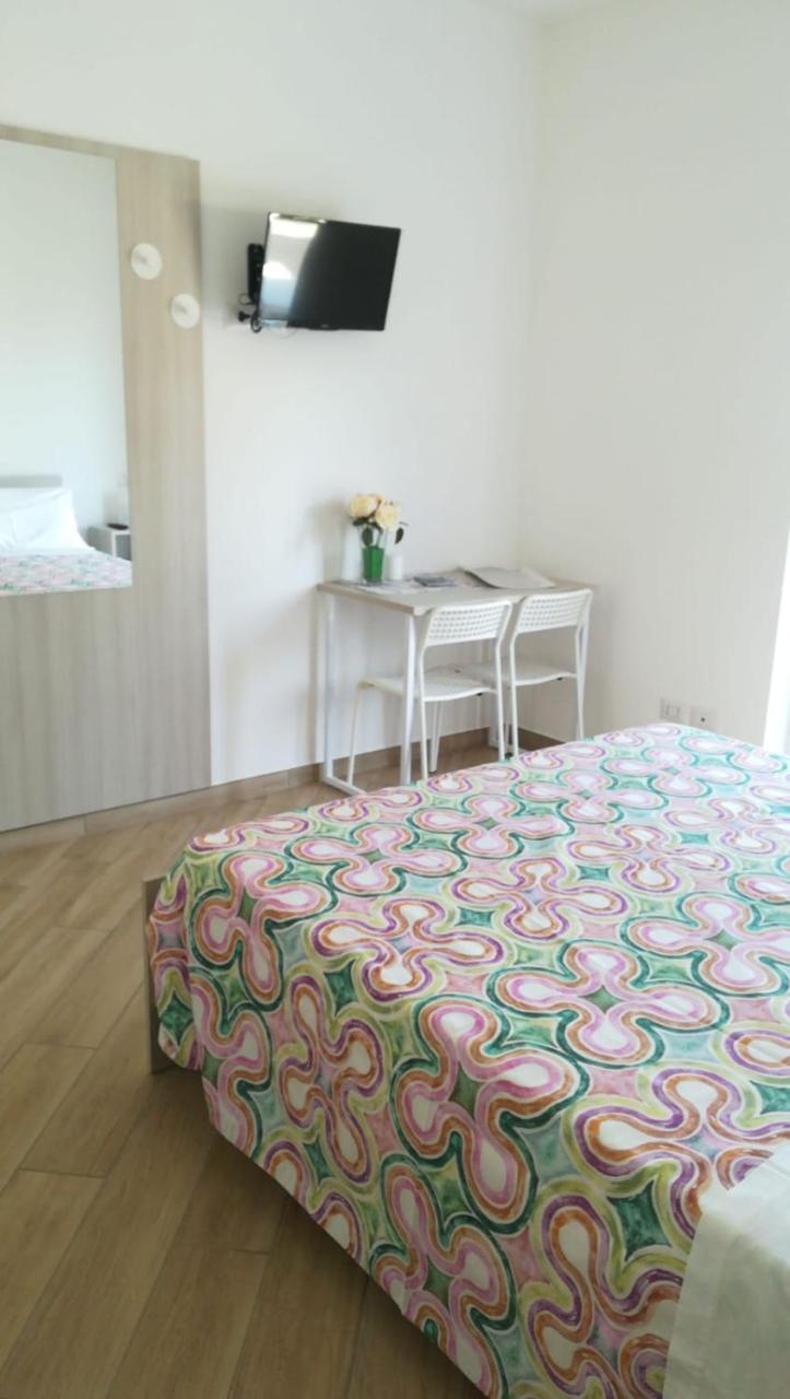 B&B Il Sogno Санта-Мария-ди-Кастеллабате Экстерьер фото